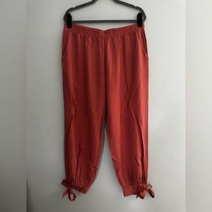 Lulu’s ankle tie pants, size XL, loose fit
